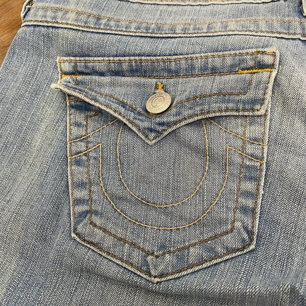 True Religion Men's 31 Blue Denim Shorts Regular Fit Light Wash 5-Pocket Natalie